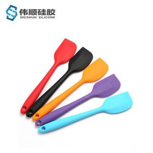 廚房用硅膠制品怎么選,硅膠制品選擇【全網聚焦】