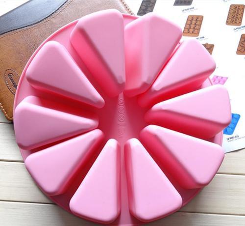 硅膠蛋糕模問題常見保養(yǎng)問題 硅膠蛋糕模問題常見保養(yǎng)問題