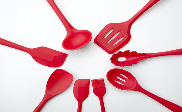 鉑金硅膠產(chǎn)品應用于硅膠廚具