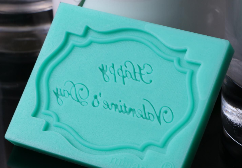 硅膠模具的使用技巧,什么是硅膠模具,硅膠模具和樹脂模具的區別 硅膠模具的使用技巧,什么是硅膠模具,硅膠模具和樹脂模具的區別